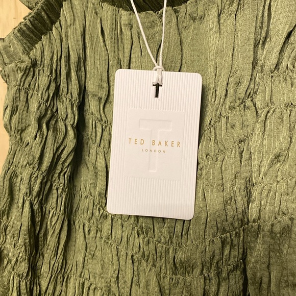 NWT Ted Baker London Alovia Smock Bodice Top Lace Up Back Size 4 Mid-Green - Picture 3 of 7